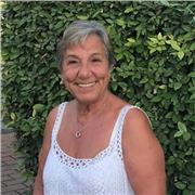 Madrelingua laureata con anni di esperienza